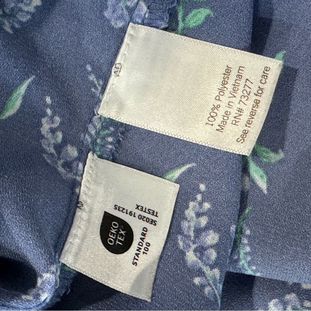 LC Lauren Conrad Blue Floral Blouse - Picture 4 of 4